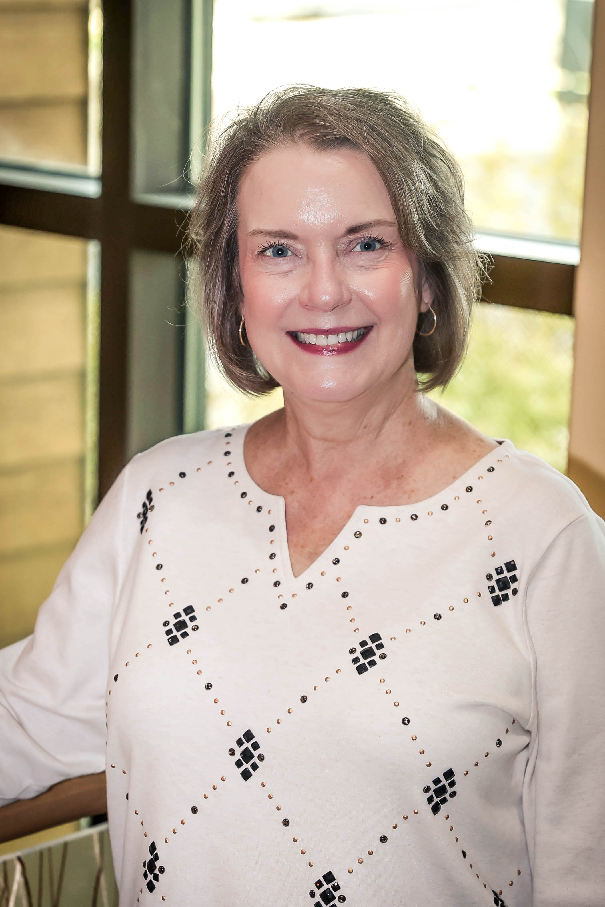 Sarah Gailey Grooms, MD Sarah Gailey Grooms, MD